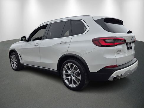 Used 2023 BMW X5 xDrive40i w/ Premium Package image 5