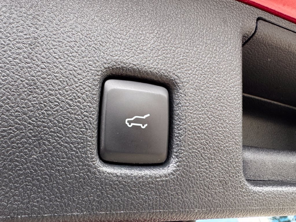 Used 2024 Ford Escape ST-Line w/ Tech Pack #1 AWD/4WD image 34