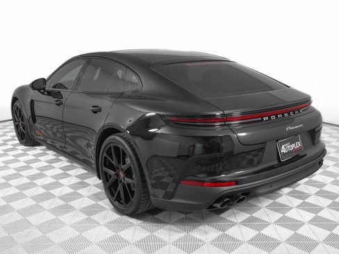 Used 2026 Porsche Panamera image 7