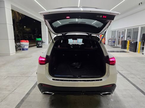 Used 2025 Mercedes-Benz GLC 300 4MATIC w/ AMG Line image 37