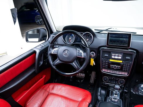 Used 2016 Mercedes-Benz G 550 image 8