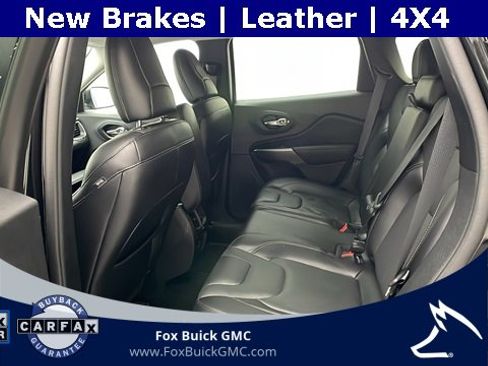 Used 2021 Jeep Cherokee Latitude Lux w/ Comfort/Convenience Group image 32