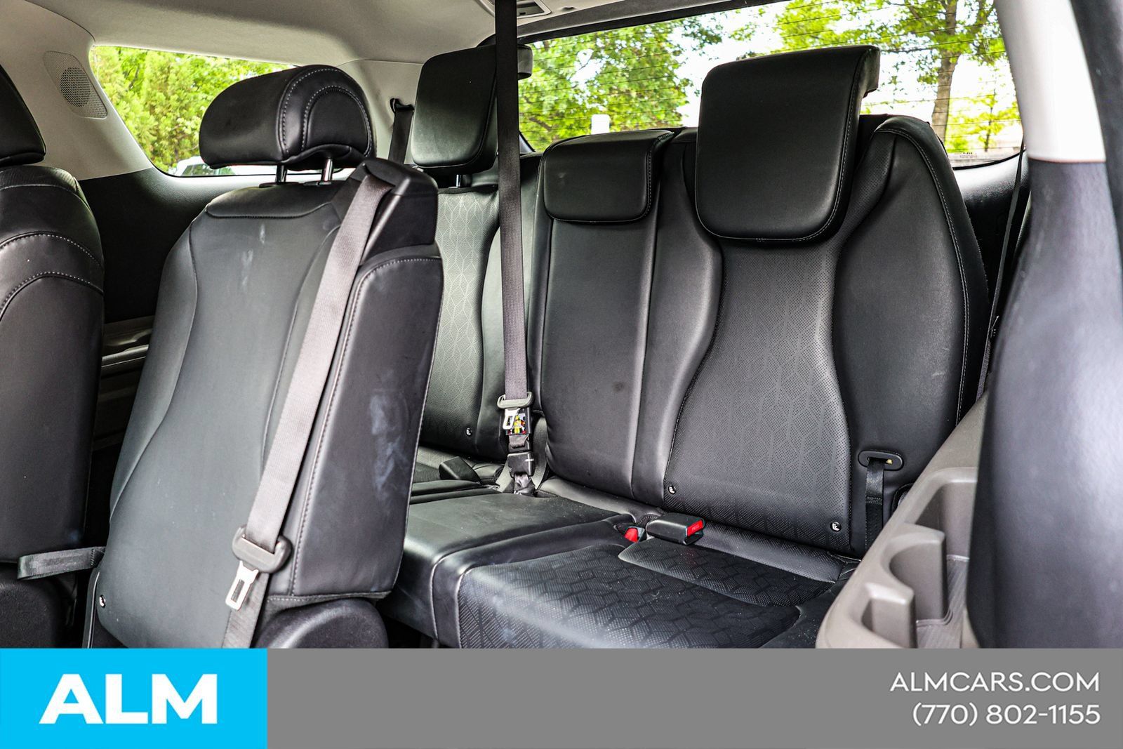 Used 2025 Kia Carnival FWD image 19