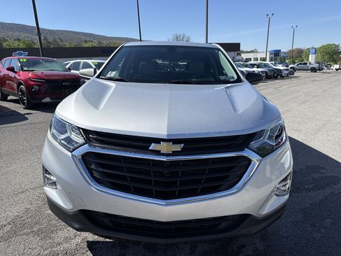 Used 2019 Chevrolet Equinox LS w/ LS Convenience Package AWD/4WD image 9