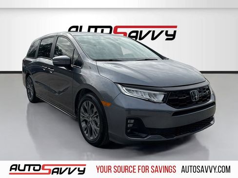 Used 2025 Honda Odyssey Touring image 1