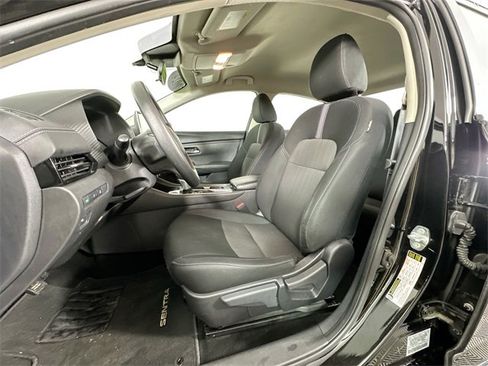 Used 2024 Nissan Sentra SV image 17