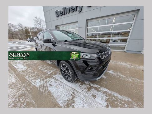 Used 2022 Jeep Compass Limited image 1