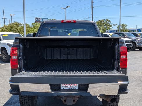 Used 2015 Chevrolet Silverado 2500 LT w/ LT Convenience Package AWD/4WD image 8