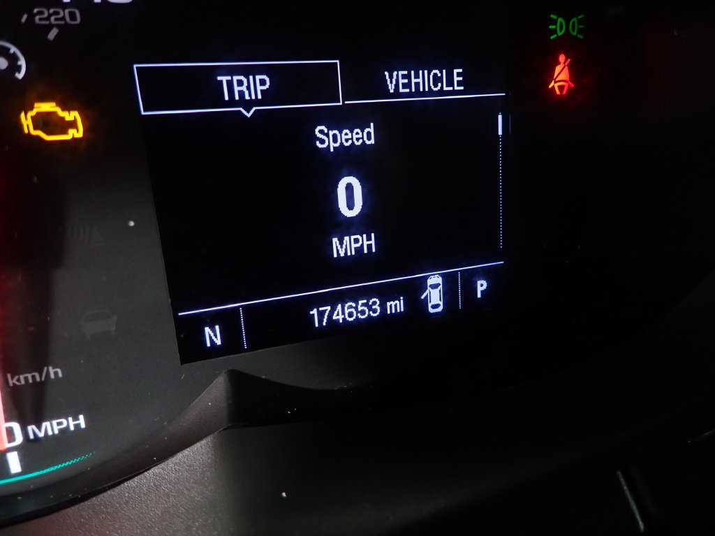 Used 2019 Chevrolet Trax LT w/ LT Convenience Package FWD image 37