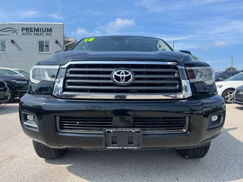 Used 2018 Toyota Sequoia SR5 w/ Premium Package AWD/4WD image 9
