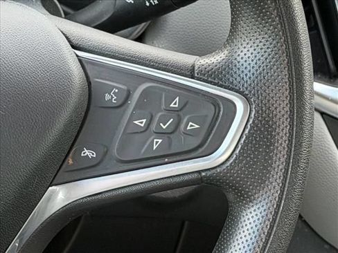 Used 2022 Chevrolet Equinox LS w/ LPO, Floor Liner Package AWD/4WD image 15