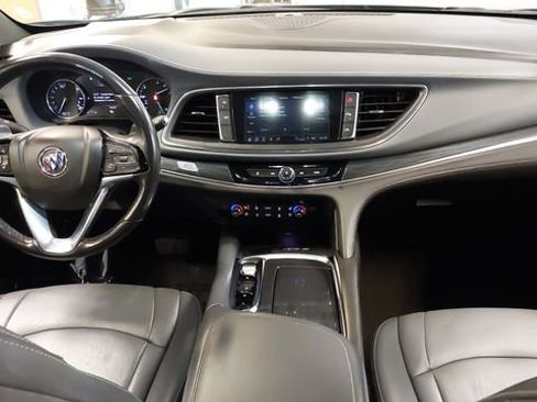 Used 2024 Buick Enclave Premium AWD/4WD image 37