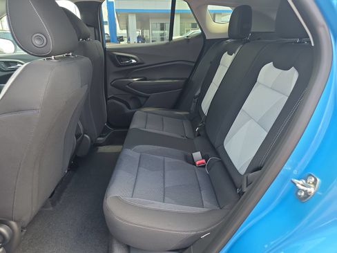 New 2026 Chevrolet Trax LS w/ LS Convenience Package FWD image 11