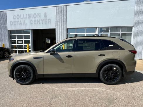 Certified 2025 MAZDA CX-70 3.3 Turbo w/ Premium Package image 2