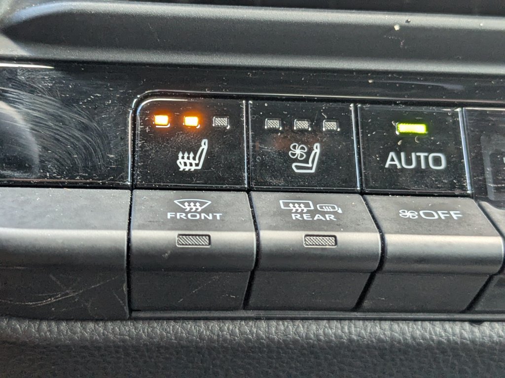 Certified 2025 Toyota Crown AWD/4WD image 20