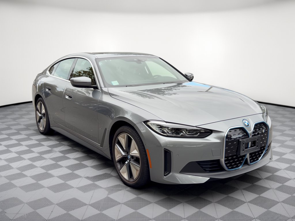 Used 2024 BMW i4 eDrive35 w/ Premium Package RWD image 7