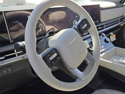 New 2025 Hyundai Santa Fe Limited image 16