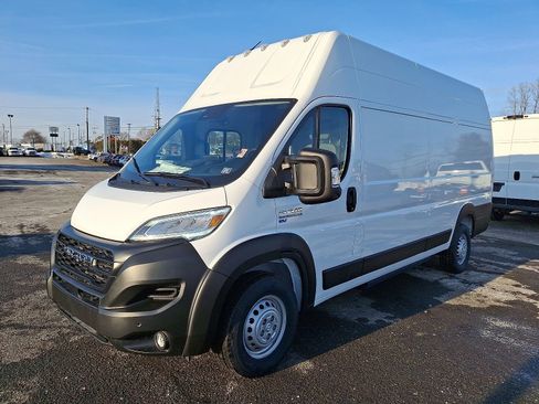 New 2024 RAM ProMaster 3500 w/ Delivery Van Package image 2
