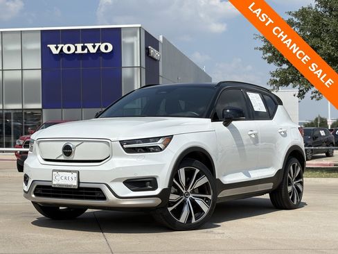 Used 2021 Volvo XC40 P8 Recharge w/ Advanced Package image 1