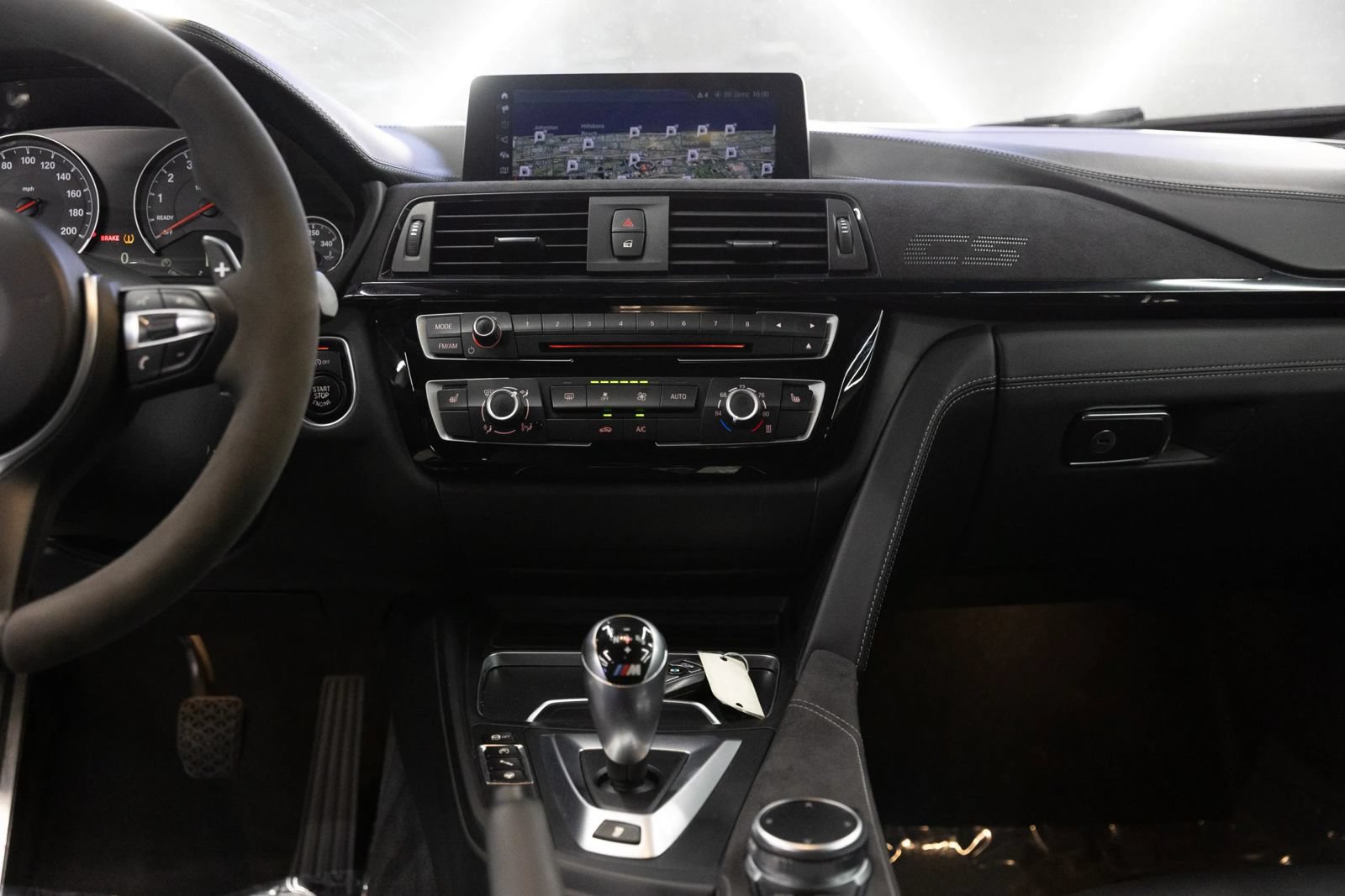 Used 2019 BMW M4 CS w/ Executive Package RWD image 32