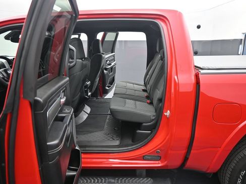 Used 2025 RAM 1500 Big Horn AWD/4WD image 32