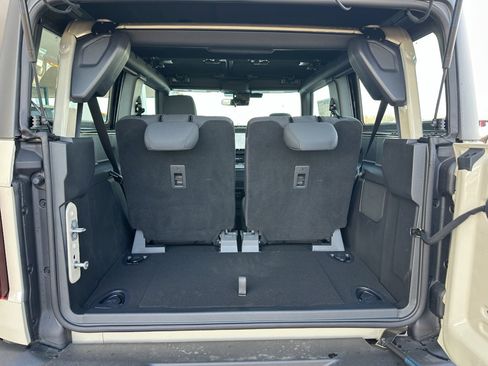 New 2025 Ford Bronco 2-Door image 30