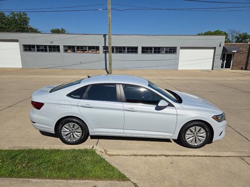 Used 2019 Volkswagen Jetta S image 18