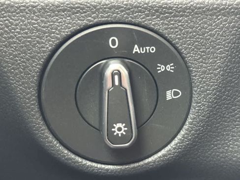Used 2025 Volkswagen Jetta S FWD image 23