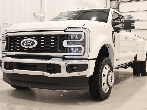 New 2026 Ford F450 King Ranch w/ Chrome Package image 4