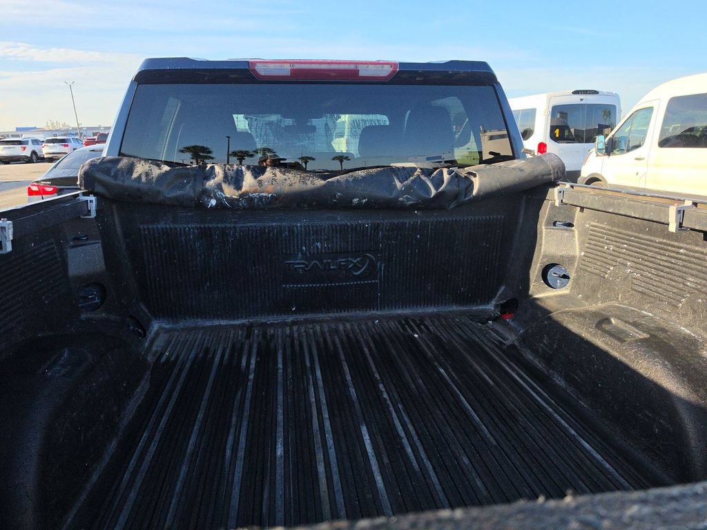 Used 2022 Chevrolet Silverado 1500 Custom w/ Safety Confidence Package RWD image 16