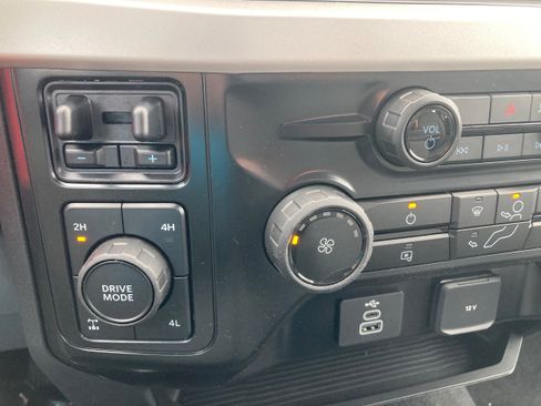 New 2026 Ford F350 XL w/ STX Appearance Package AWD/4WD image 19