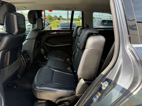 Used 2014 Mercedes-Benz GL 450 4MATIC image 22