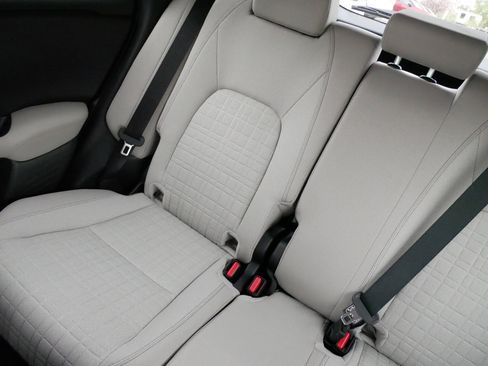 Certified 2026 Honda HR-V LX image 12