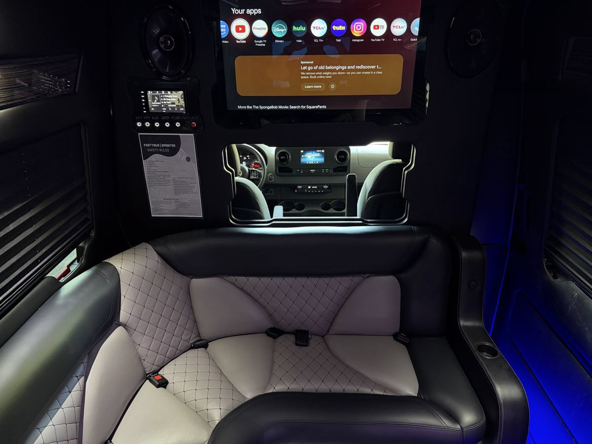 Used 2022 Mercedes-Benz Sprinter 3500 image 33