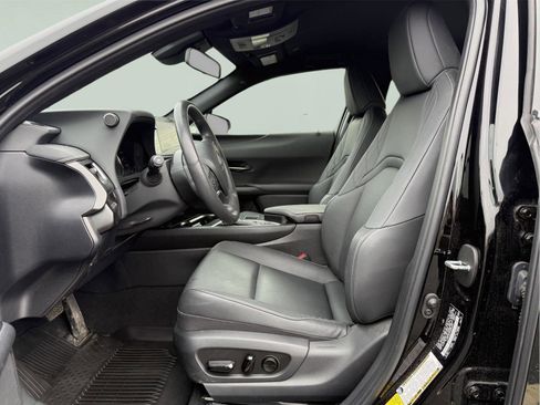Certified 2023 Lexus UX 250h AWD w/ Accessory Package (Z2) image 9