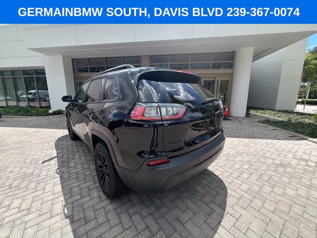 Used 2023 Jeep Cherokee Altitude Lux AWD/4WD image 7