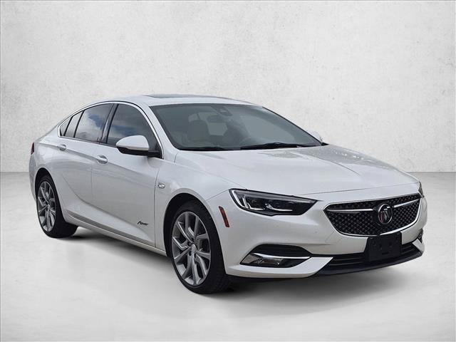 Used 2019 Buick Regal Avenir w/ Driver Confidence Package II FWD image 3