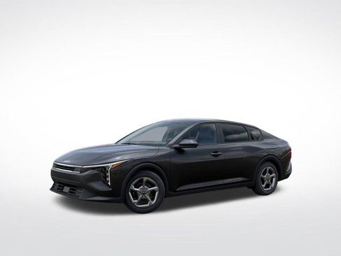 New 2026 Kia K4 LXS image 3