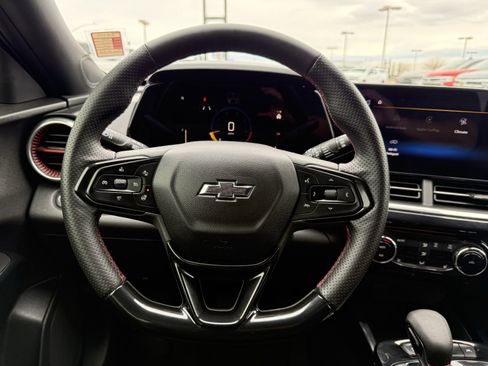 Certified 2024 Chevrolet Trax RS image 17