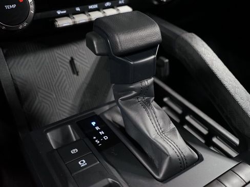 Certified 2025 Toyota Tacoma SR image 22