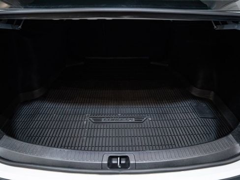 Used 2023 Toyota Corolla SE image 35