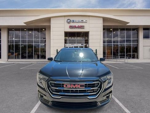 Used 2024 GMC Terrain AT4 w/ Tech Package AWD/4WD image 4