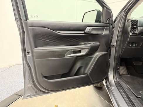 Used 2025 Ford Ranger XLT w/ Trailer Tow Package image 9