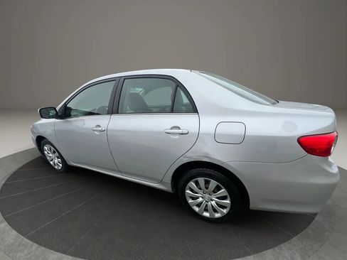 Used 2013 Toyota Corolla LE image 7