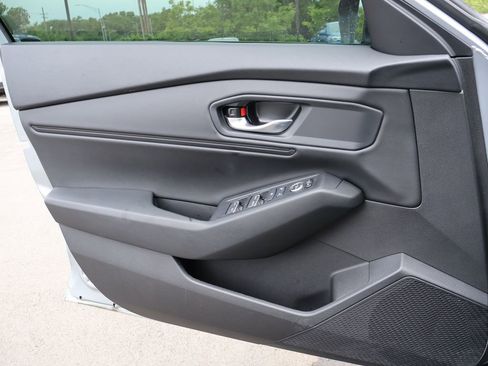Certified 2024 Honda Accord EX image 28