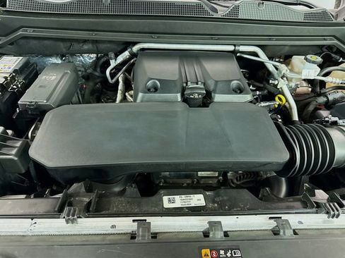 Used 2024 GMC Canyon Denali image 34