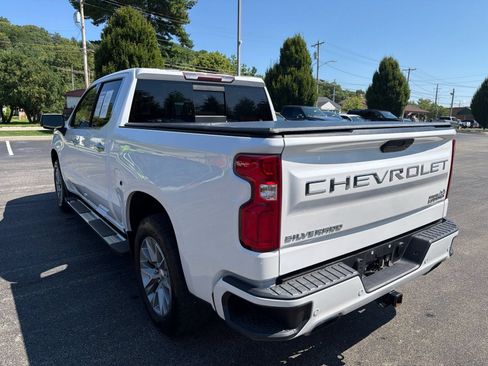 Used 2019 Chevrolet Silverado 1500 High Country w/ Z71 Off-Road Package AWD/4WD image 3