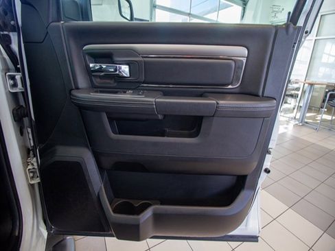 Used 2018 RAM 1500 Sport w/ Convenience Group image 10