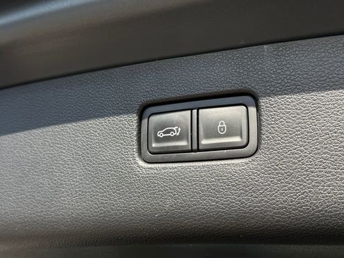 Used 2024 Genesis GV80 2.5T image 16