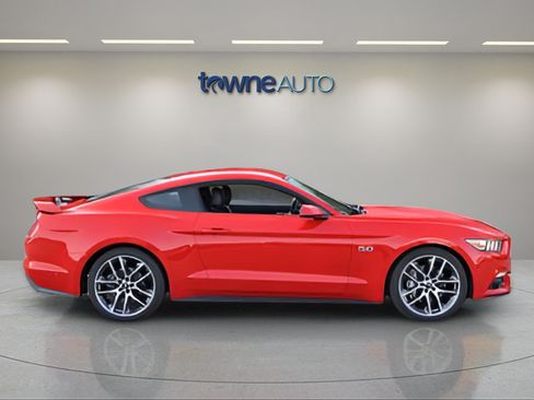 Used 2015 Ford Mustang GT Premium w/ Equipment Group 401A RWD image 7